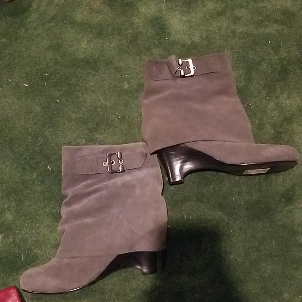 Naughty monkey grey booties suade leather